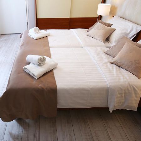 Luxury Lidija Rooms Spalato Esterno foto
