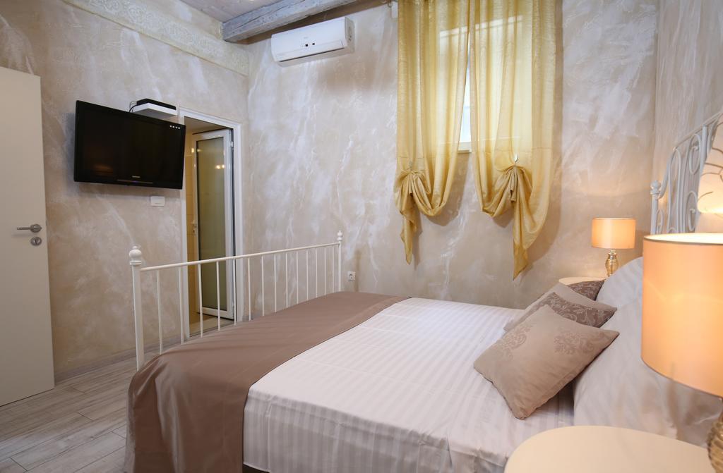 Luxury Lidija Rooms Spalato Esterno foto